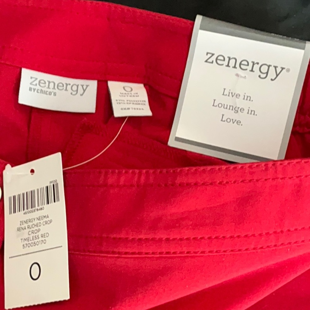 Zenergy Red Cropped Pants